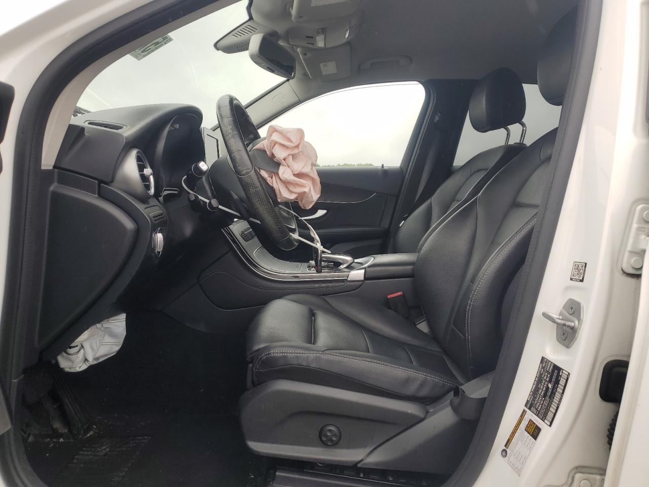 MERCEDES-BENZ GLC-CLASS 300 4MATIC