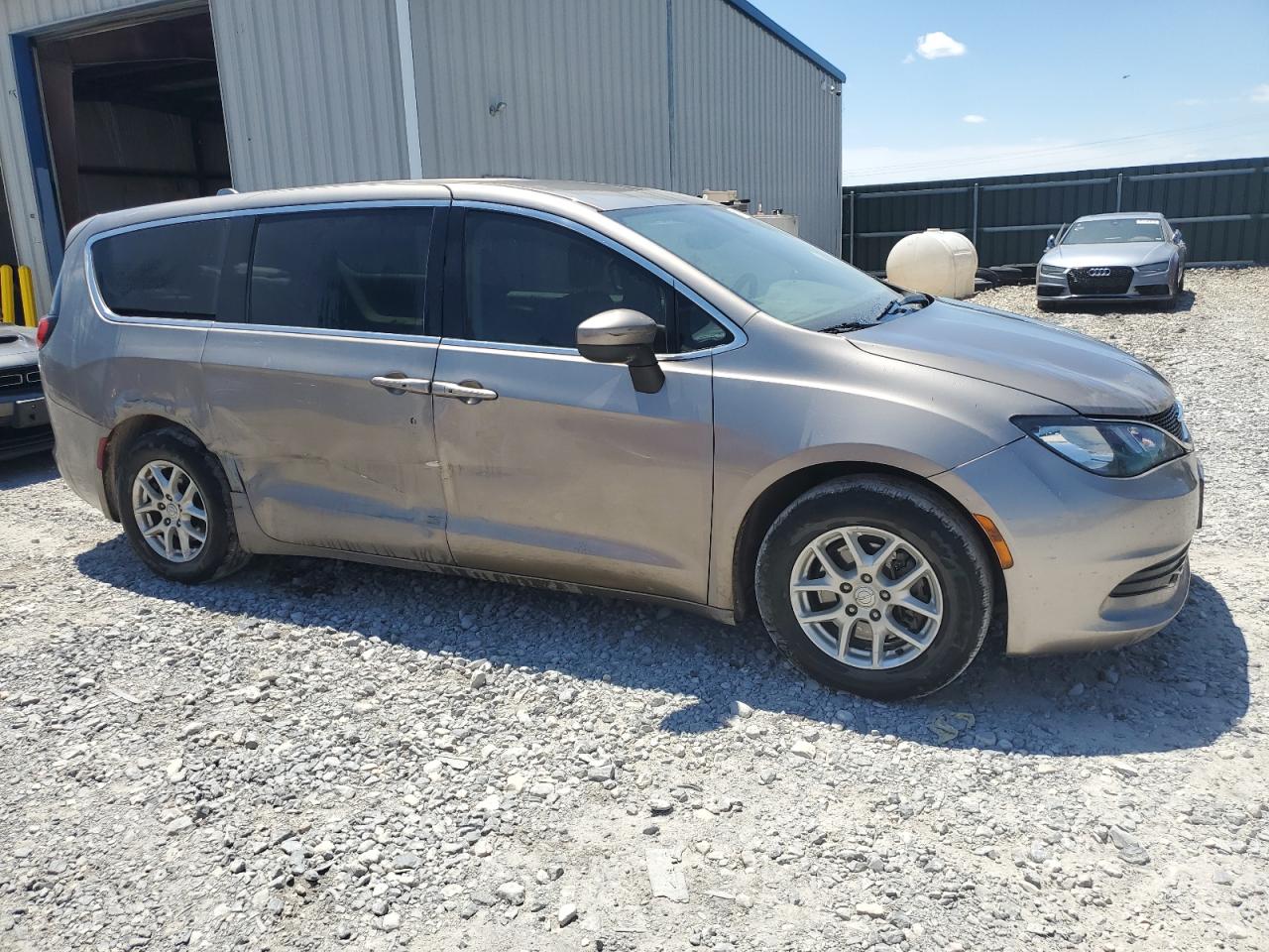 CHRYSLER PACIFICA TOURING