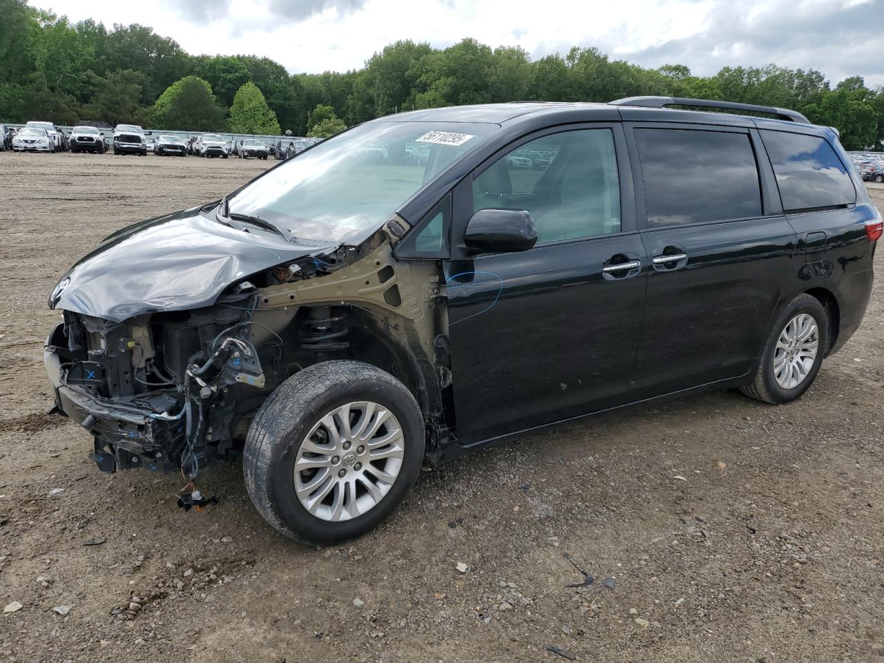 TOYOTA SIENNA XLE
