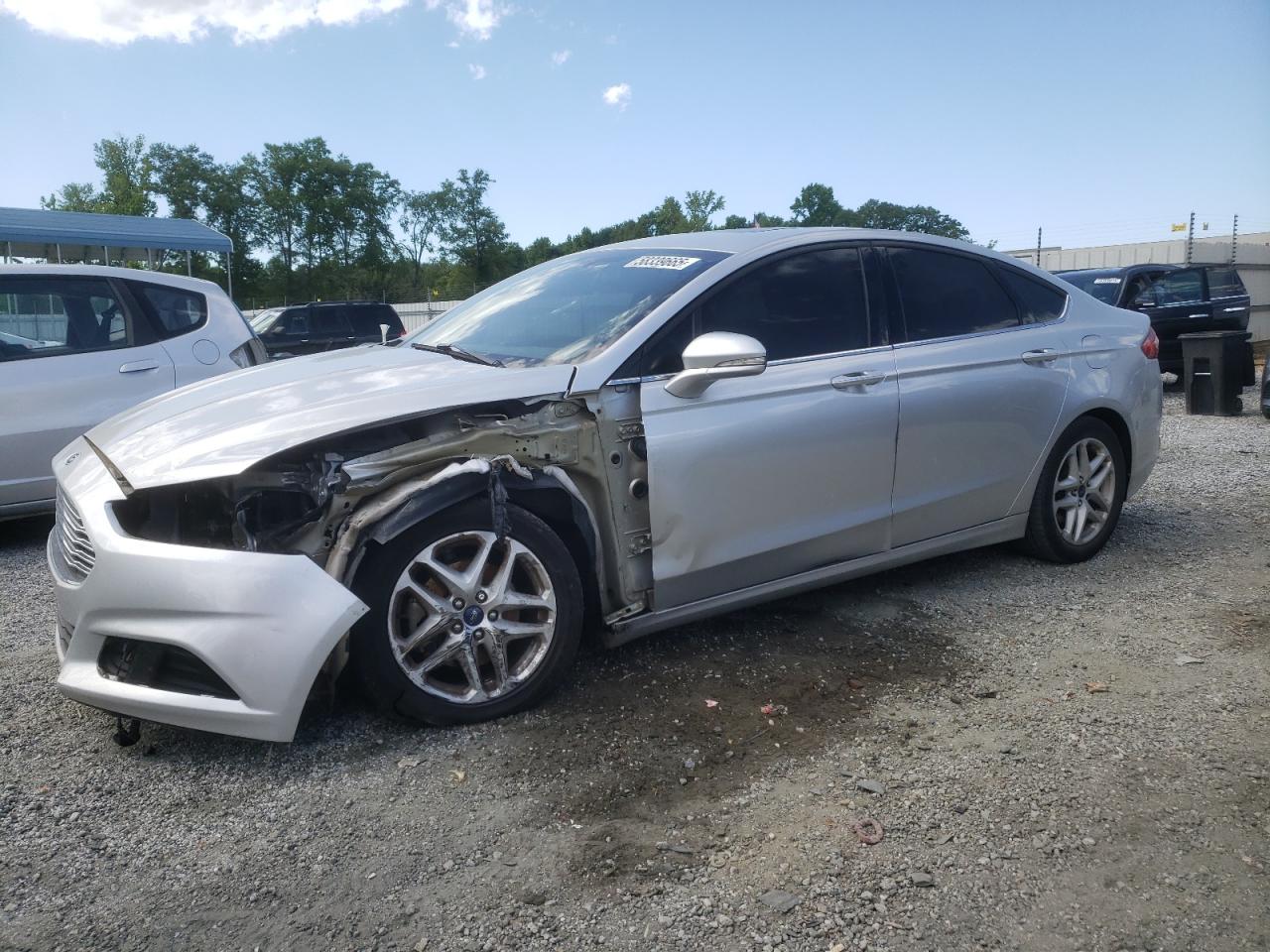 FORD FUSION SE