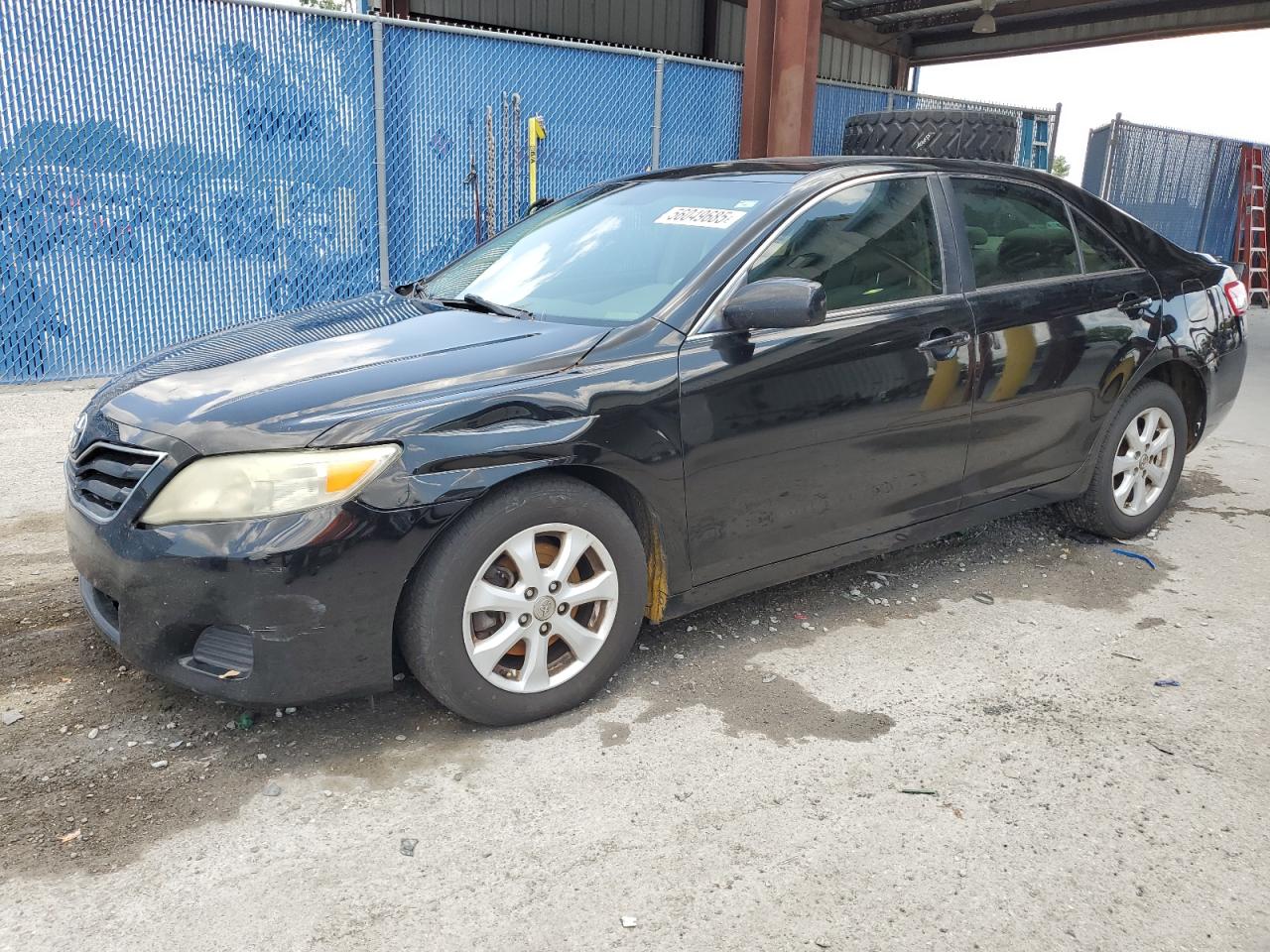 TOYOTA CAMRY BASE