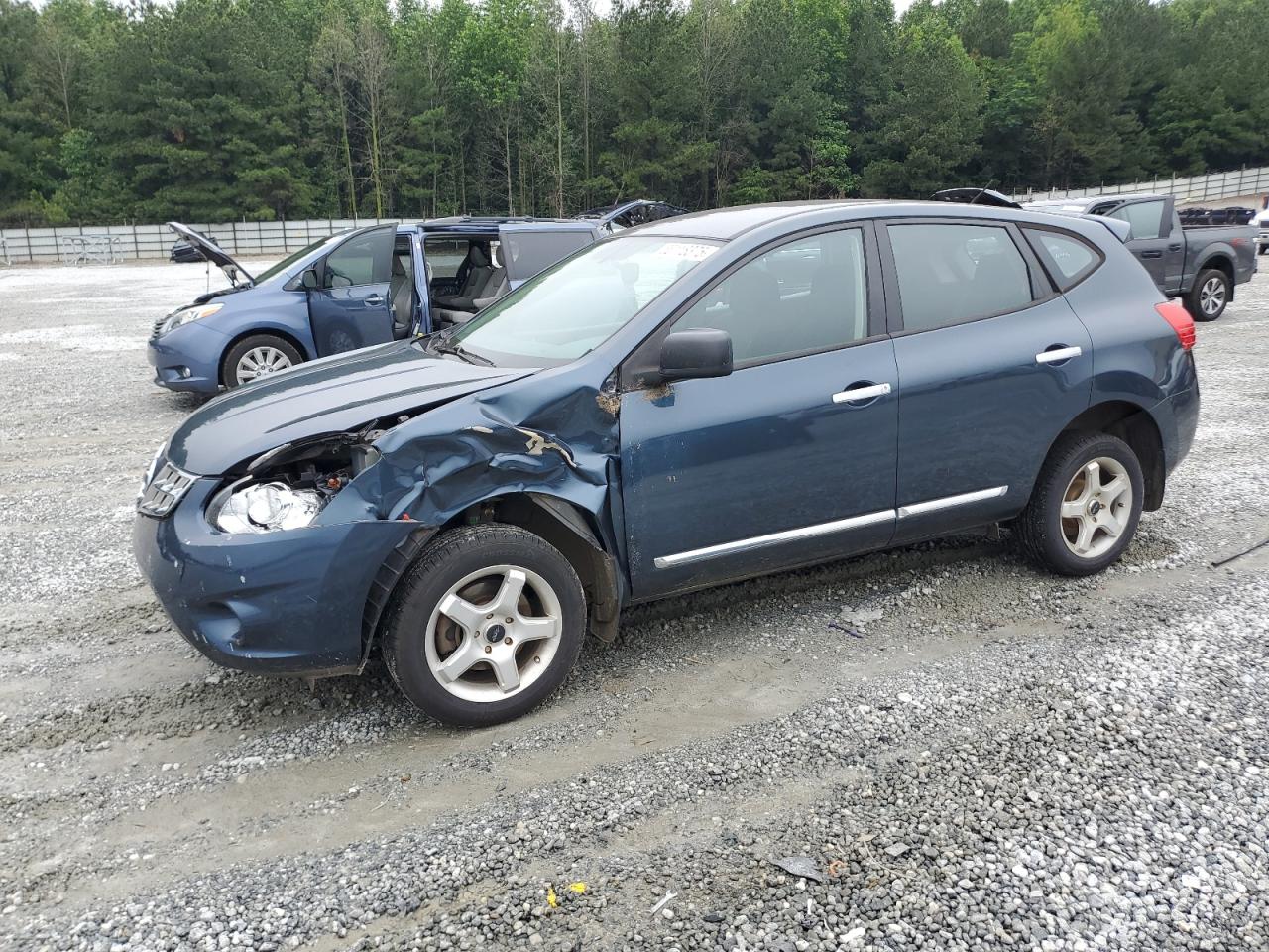 NISSAN ROGUE S