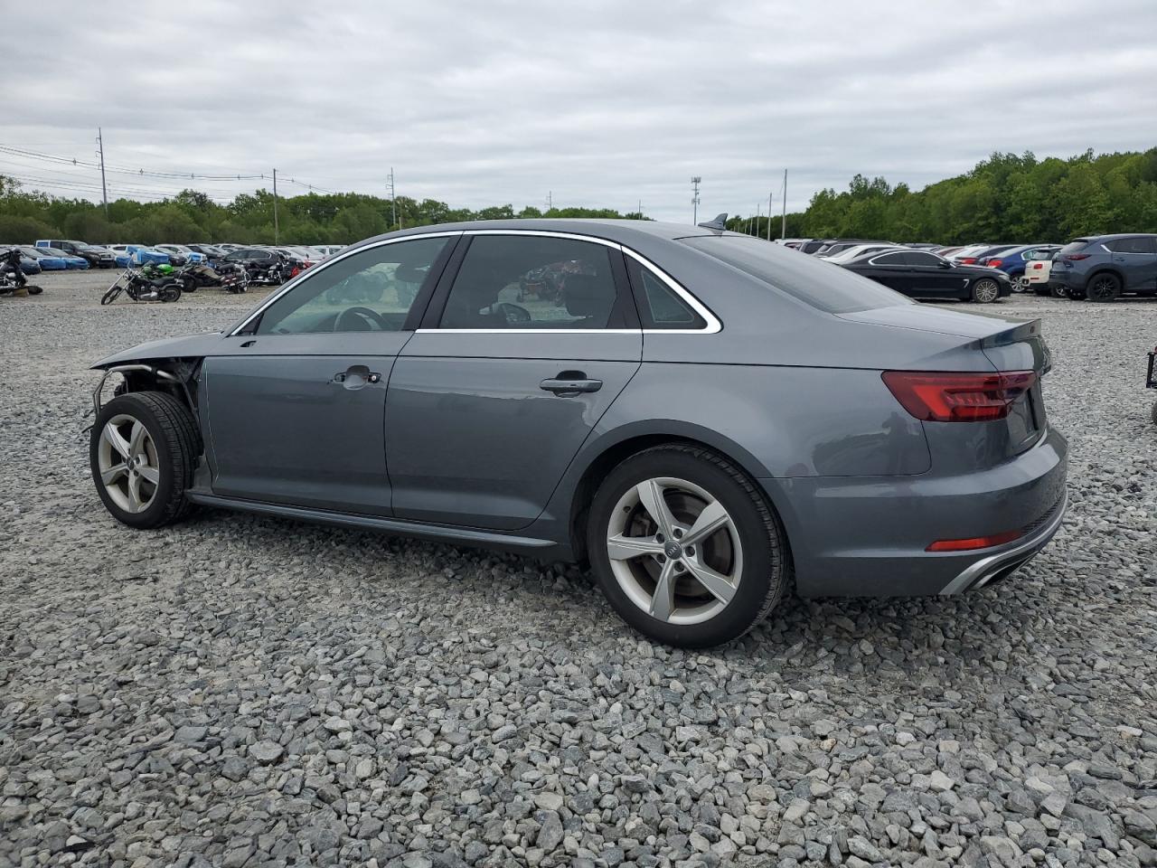 AUDI A4 PREMIUM