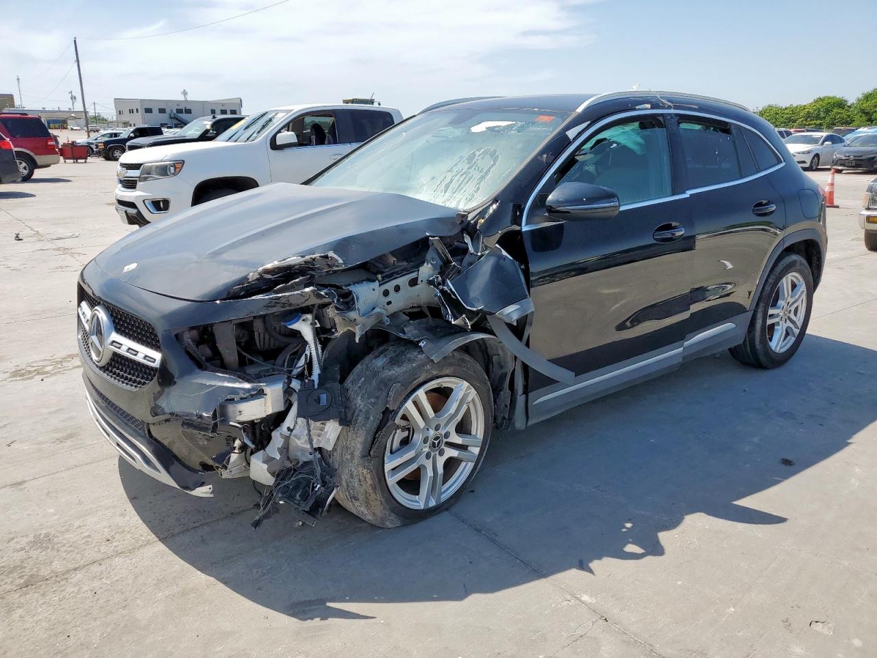 MERCEDES-BENZ GLA-CLASS 250