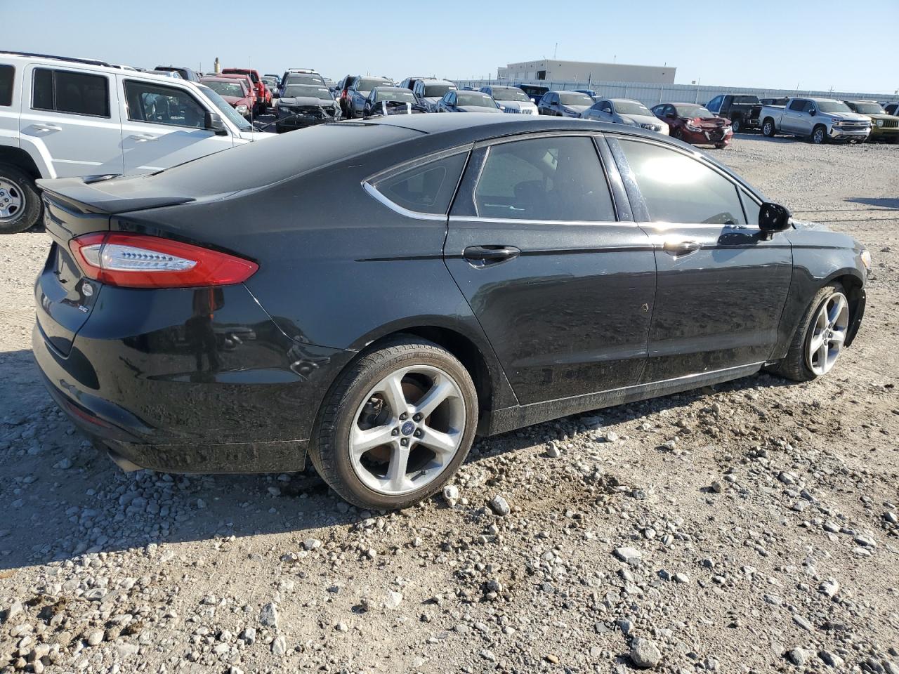 FORD FUSION SE