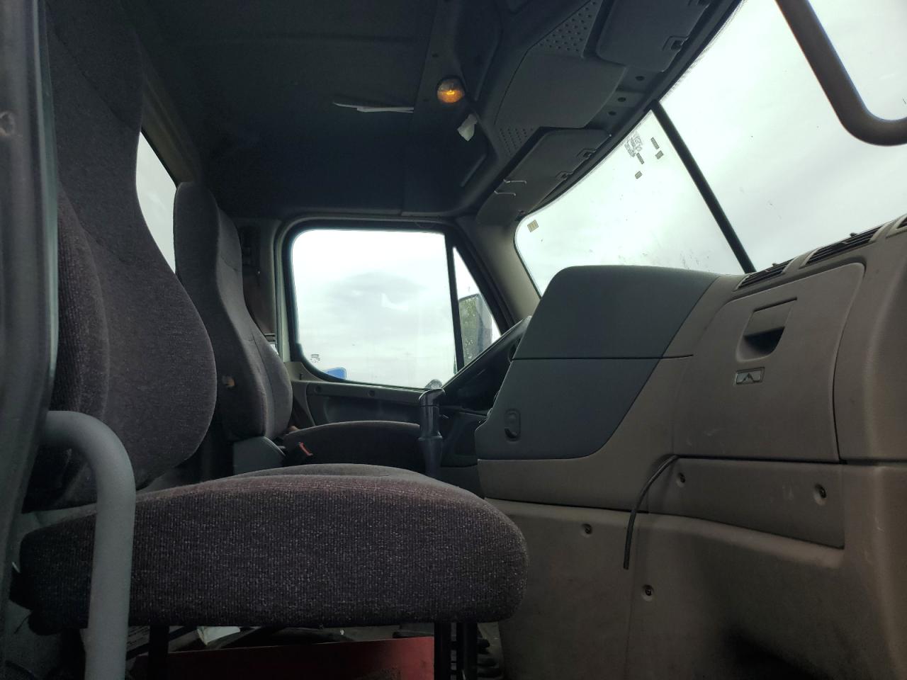 Lot #3290225225 2012 FREIGHTLINER CASCADIA 1