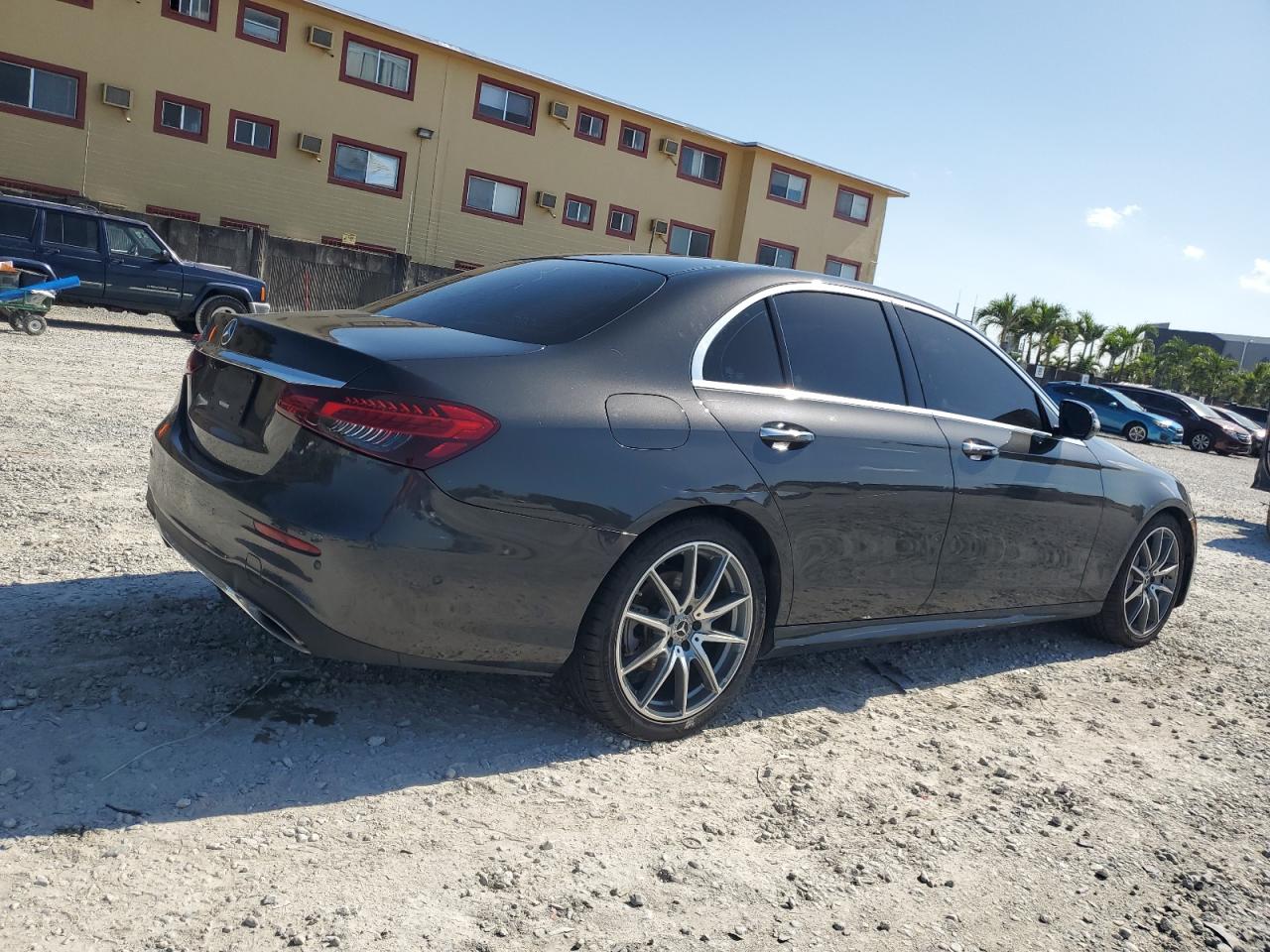 MERCEDES-BENZ E-CLASS 350