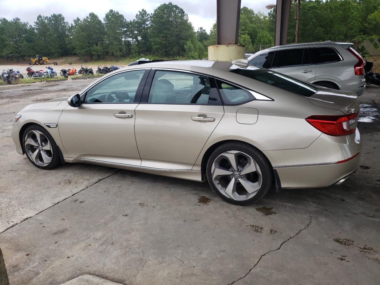 1HGCV2F94JA043530 HONDA ACCORD 2018