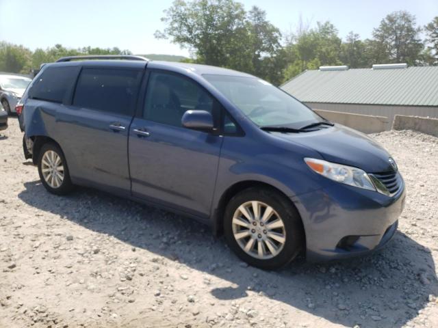 5TDJK3DCXFS102478 2015 TOYOTA SIENNA, photo no. 4