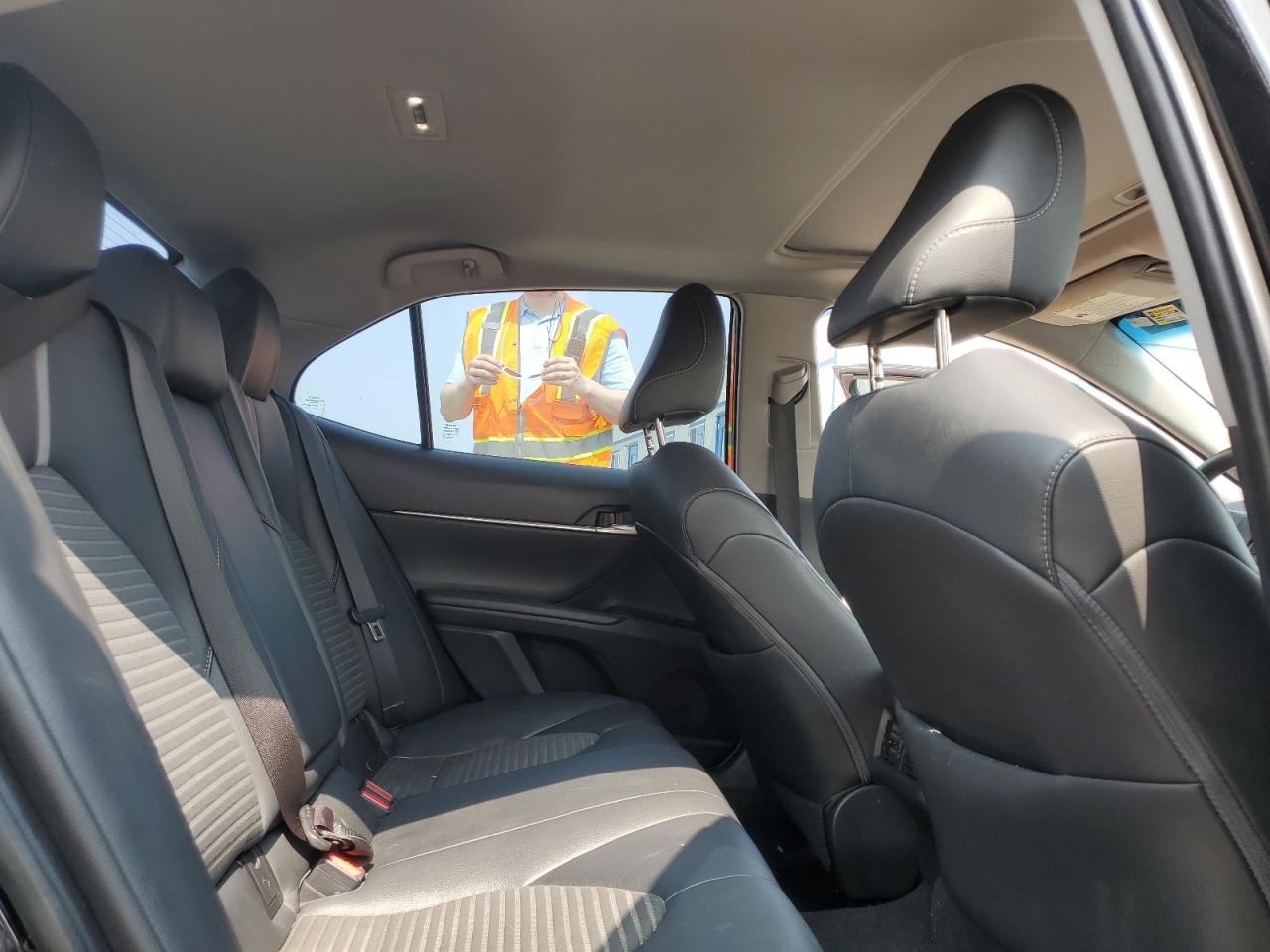 4T1B11HK7JU543157 TOYOTA CAMRY 2018