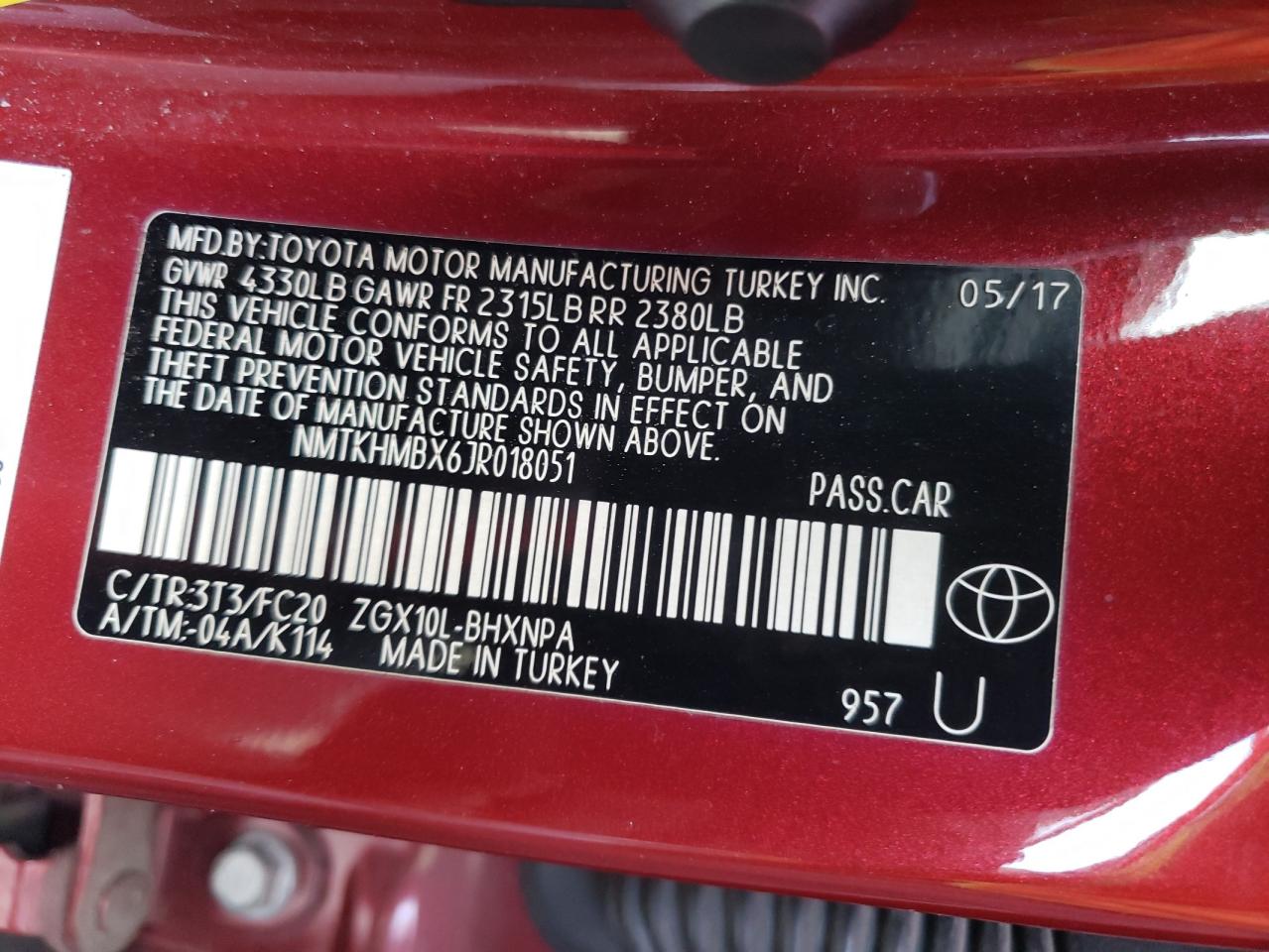 NMTKHMBX6JR018051 TOYOTA C-HR 2018