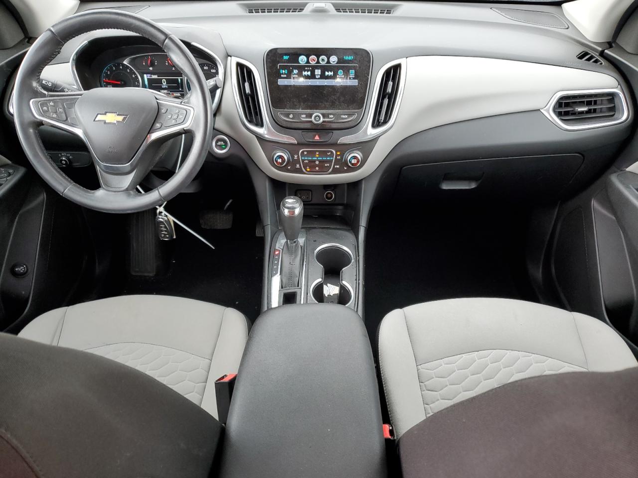 2GNAXJEVXJ6287437 CHEVROLET EQUINOX 2018