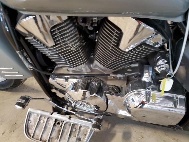 2005 HONDA VTX1300 R 1HFSC523X5A204462