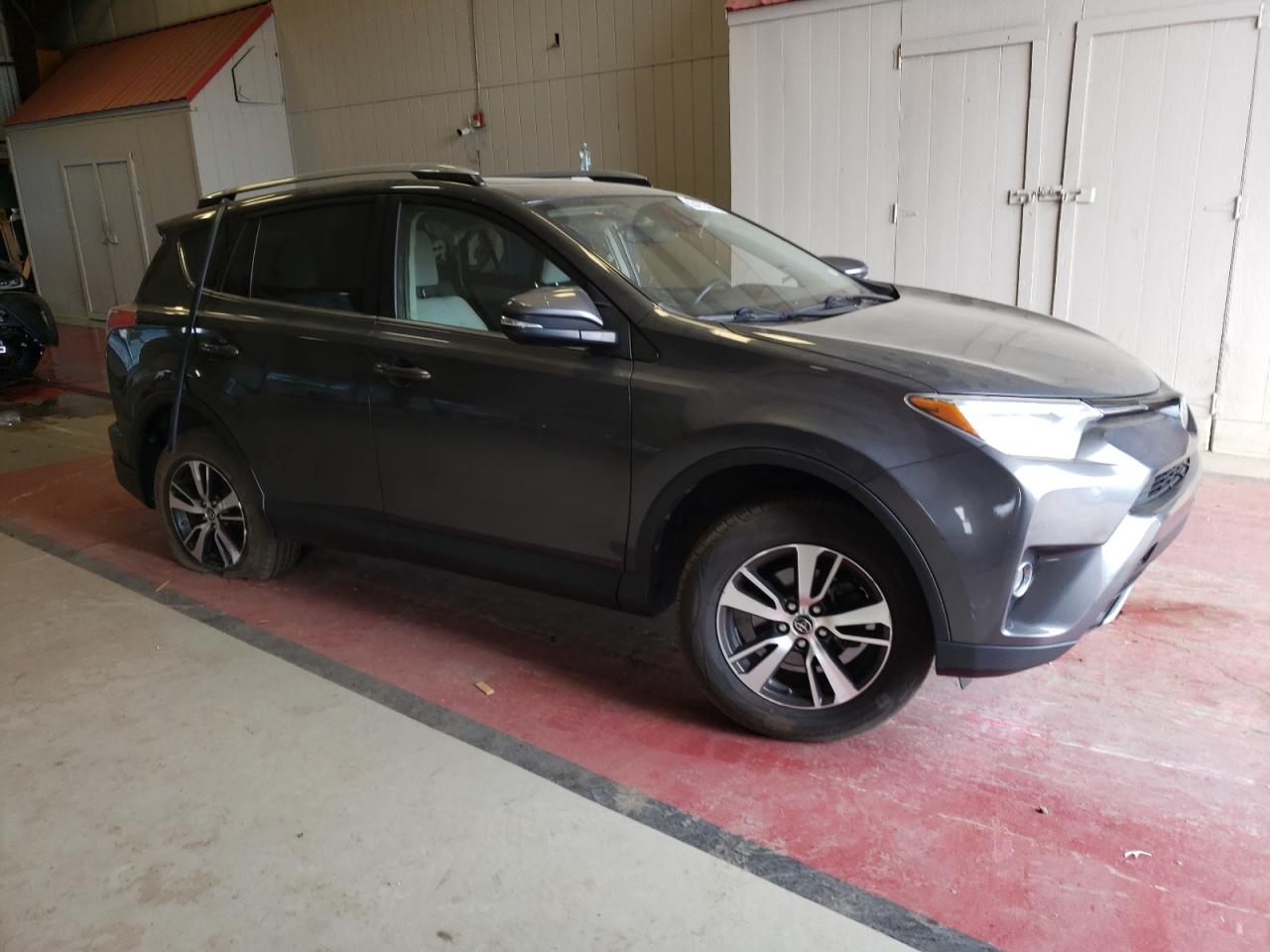 JTMRFREV6HD213571 TOYOTA RAV4 2017