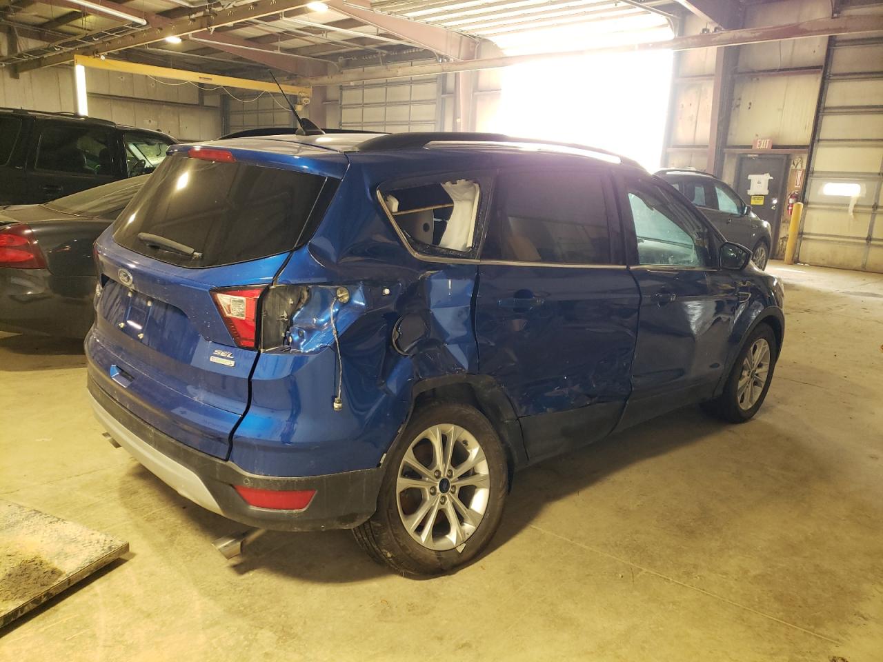 1FMCU0HD4KUC29281 FORD ESCAPE 2019