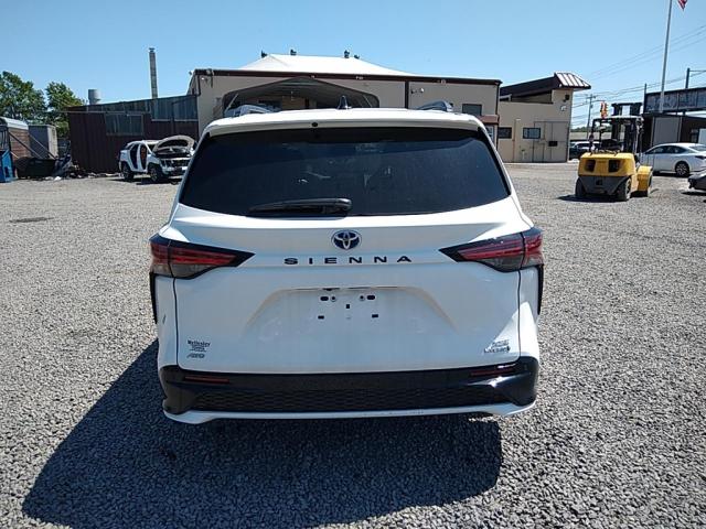 2022 TOYOTA SIENNA XSE - 5TDDSKFC4NS047089