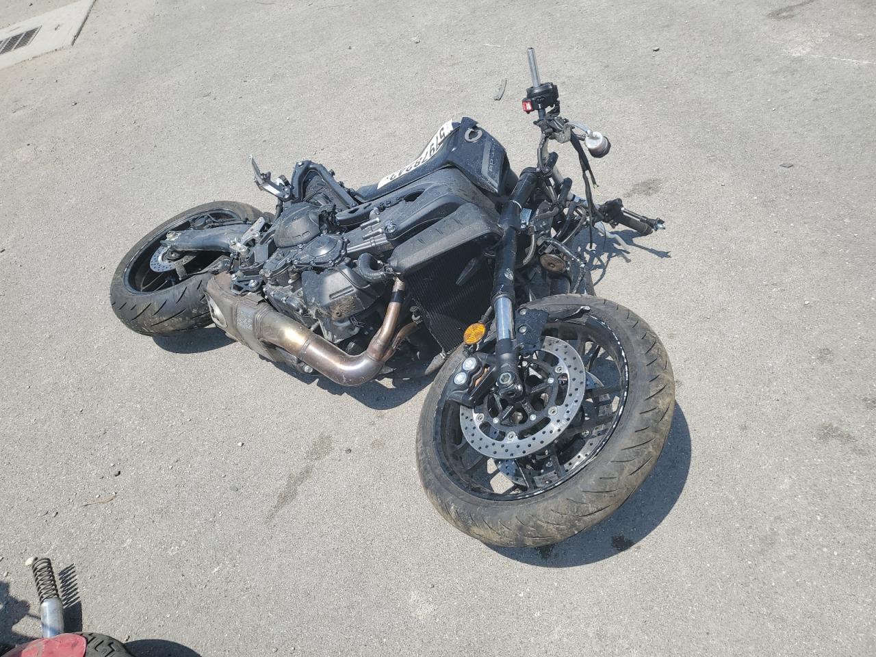 JYARN71E1PA003596 YAMAHA MT09 2023