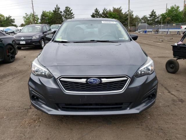 VIN: 4S3GKAA68J3621312 Auction: COPART Lot: 54469613 Location: CO - DENVER CENTRAL 4S3GKAA68J3621312 SUBARU IMPREZA 2018 GRAY Photo 5
