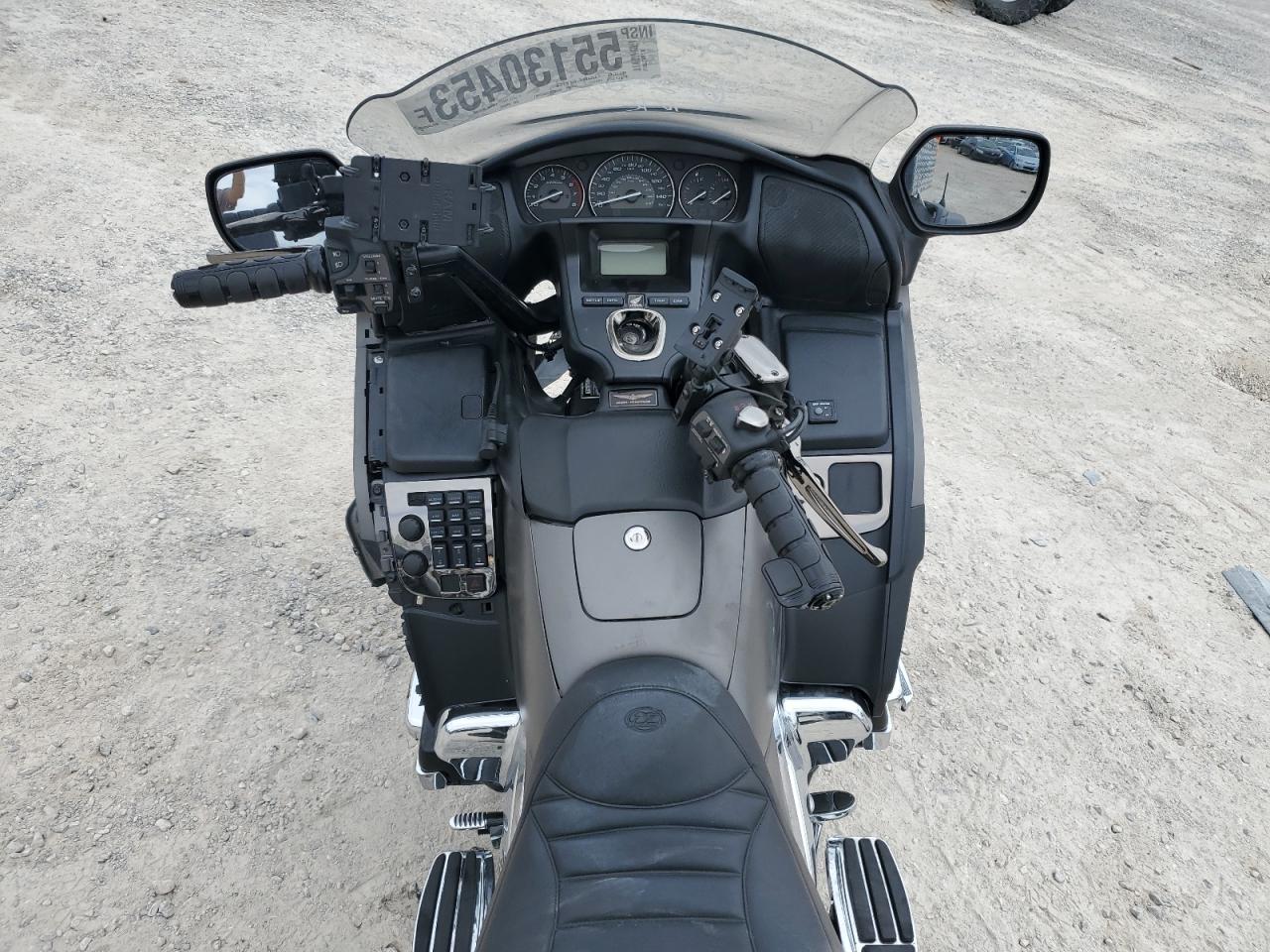 JH2SC6848GK300594 HONDA GL CYCLE 2016