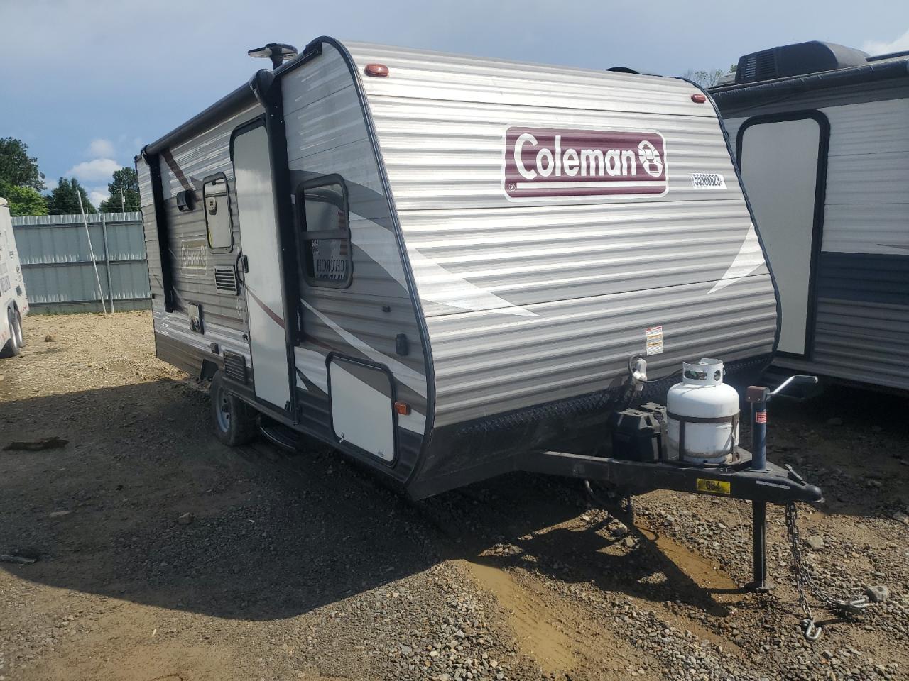 4YDT17F13JH930994 COLE LANTERN 2018