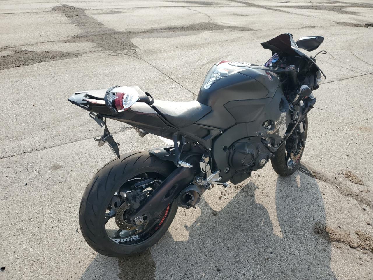 JH2SC7708HK000883 HONDA CBR CYCLE 2017