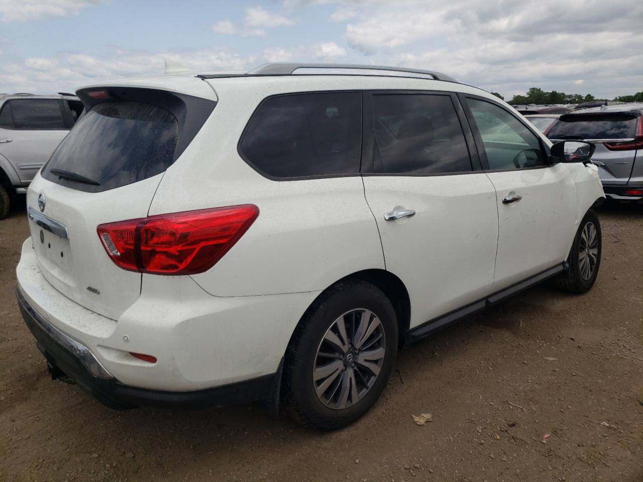 5N1DR2MM1KC621972 NISSAN PATHFINDER 2019