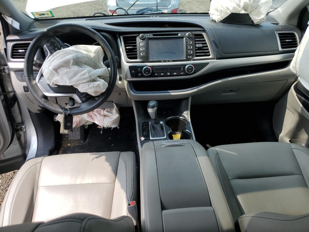5TDJKRFH1GS502801 TOYOTA HIGHLANDER 2016