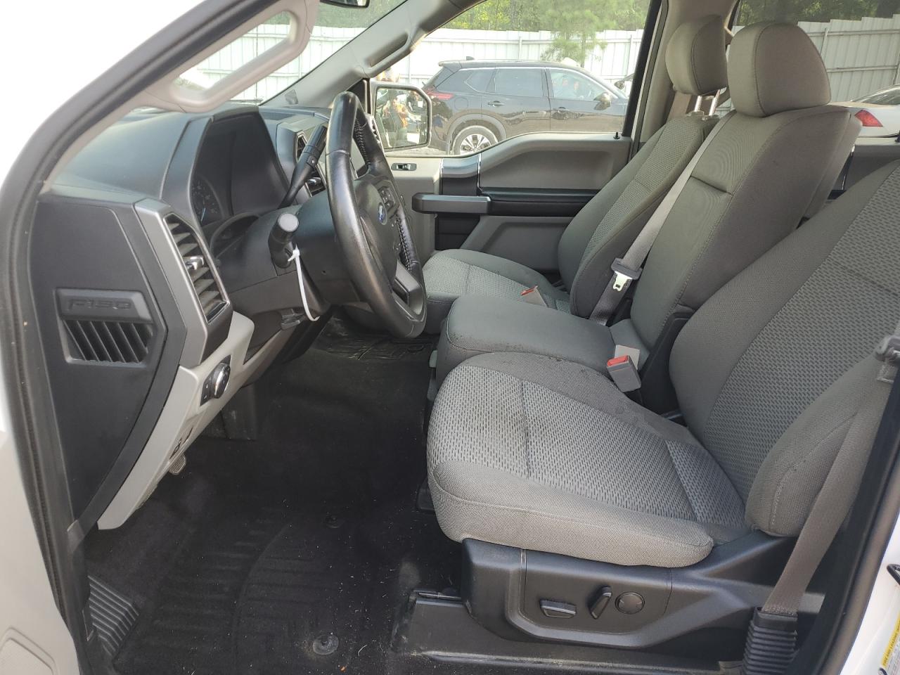 1FTEW1CP5KFB90915 FORD F-150 2019