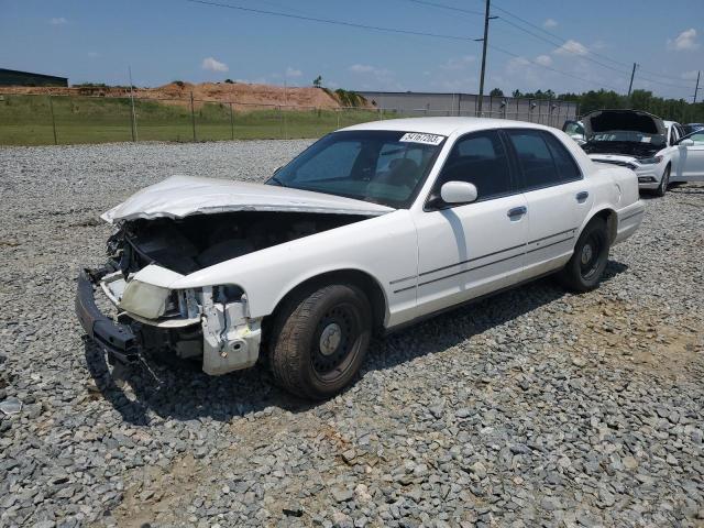 2000 Ford Crown Victoria 