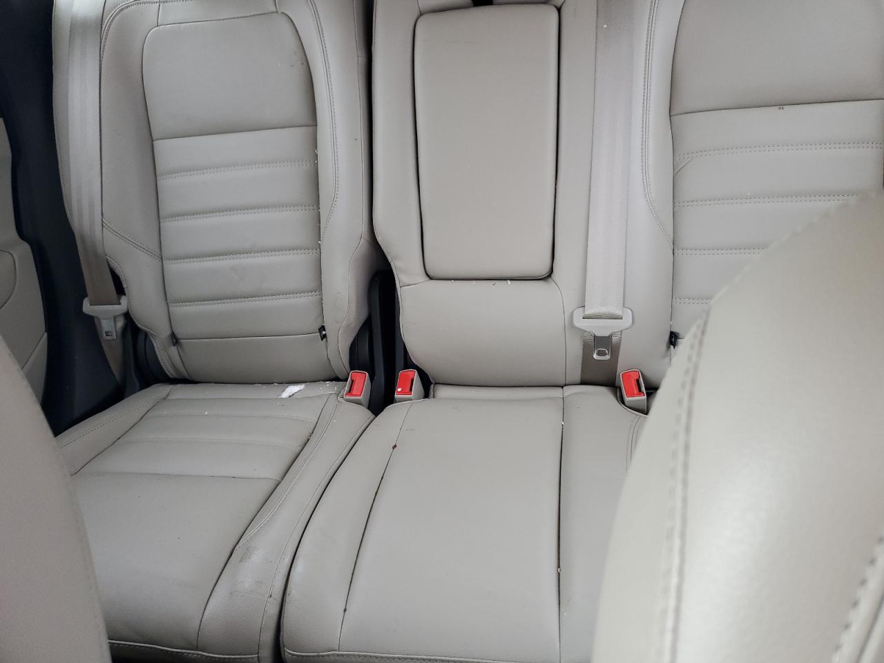 1FMCU9J99JUB58636 FORD ESCAPE 2018