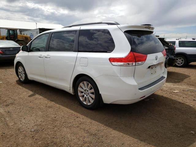 5TDYK3DC1BS132543 2011 TOYOTA SIENNA, photo no. 2