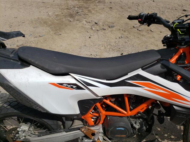 2020 KTM 690 SMC R VBKLSV405LM780555