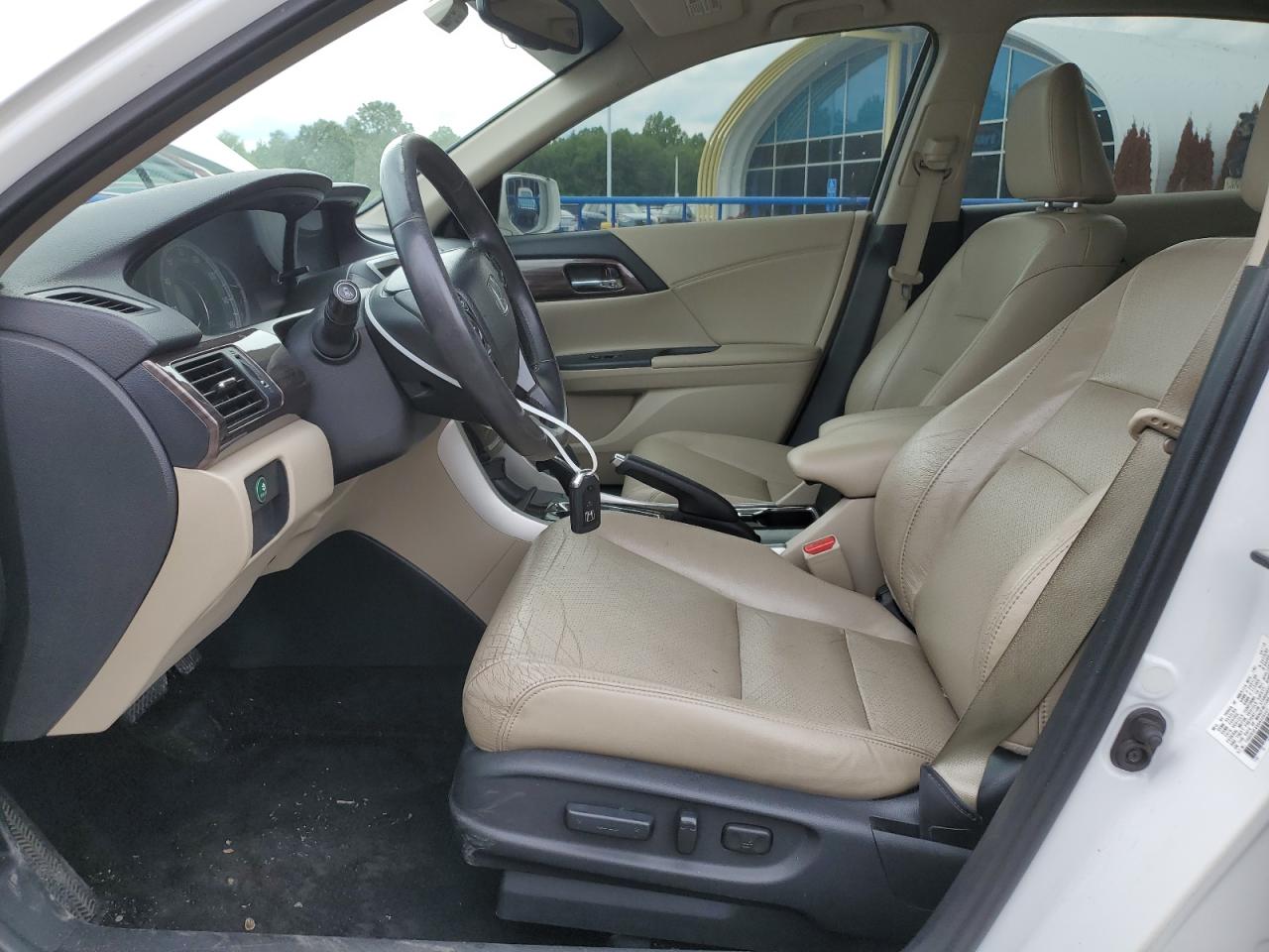 1HGCR3F8XGA026001 HONDA ACCORD 2016