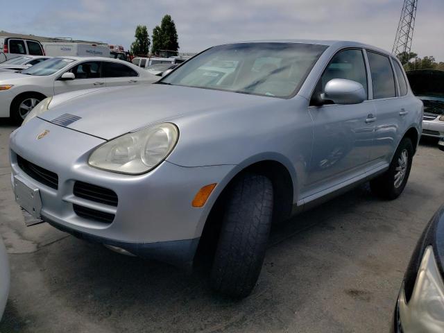 2004 Porsche Cayenne 