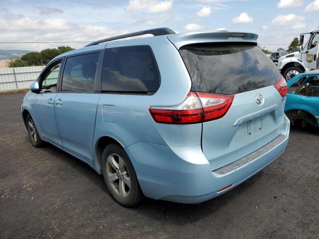 5TDKZ3DC2HS883886 Toyota SIENNA LE