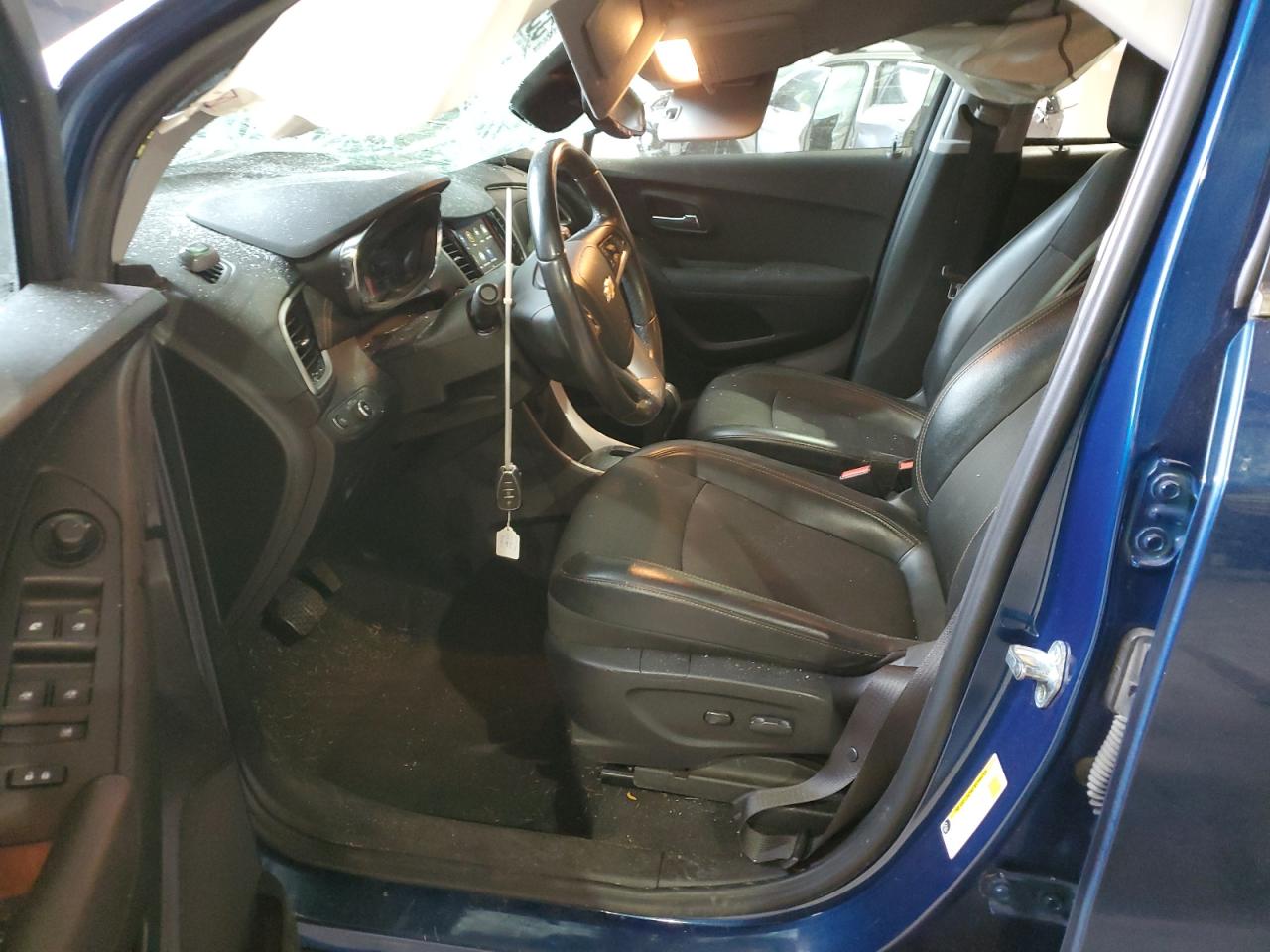 3GNCJLSB0KL184704 CHEVROLET TRAX 2019
