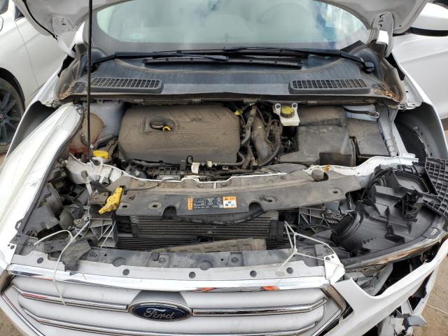 1FMCU0GD8HUE77351 Ford ESCAPE SE
