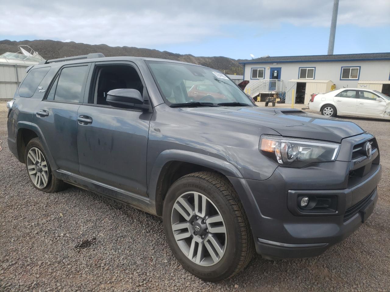 JTEAU5JR2N5266452 TOYOTA 4RUNNER 2022