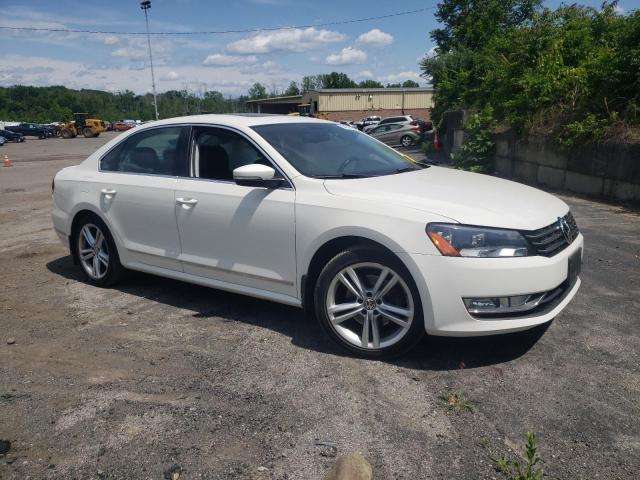 2015 VOLKSWAGEN PASSAT SEL - 1VWCT7A33FC108073