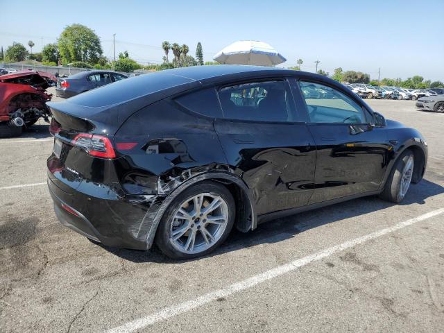 7SAYGAEE4NF402124 Tesla Model Y