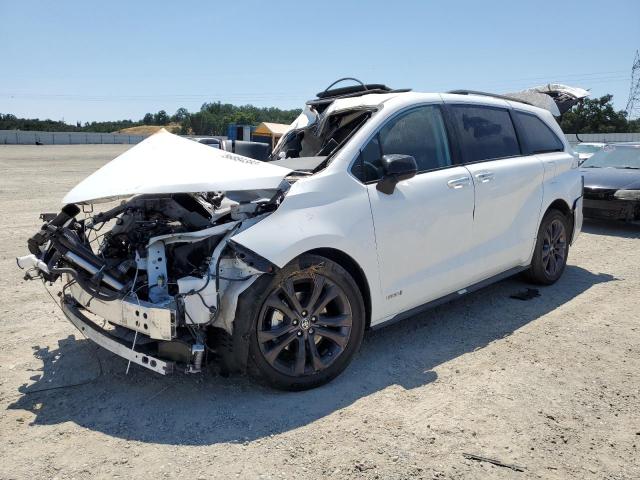 2021 TOYOTA SIENNA XSE - 5TDDRKEC5MS039062