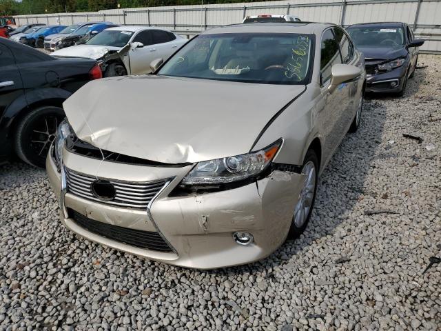 2015 Lexus ES 300h 