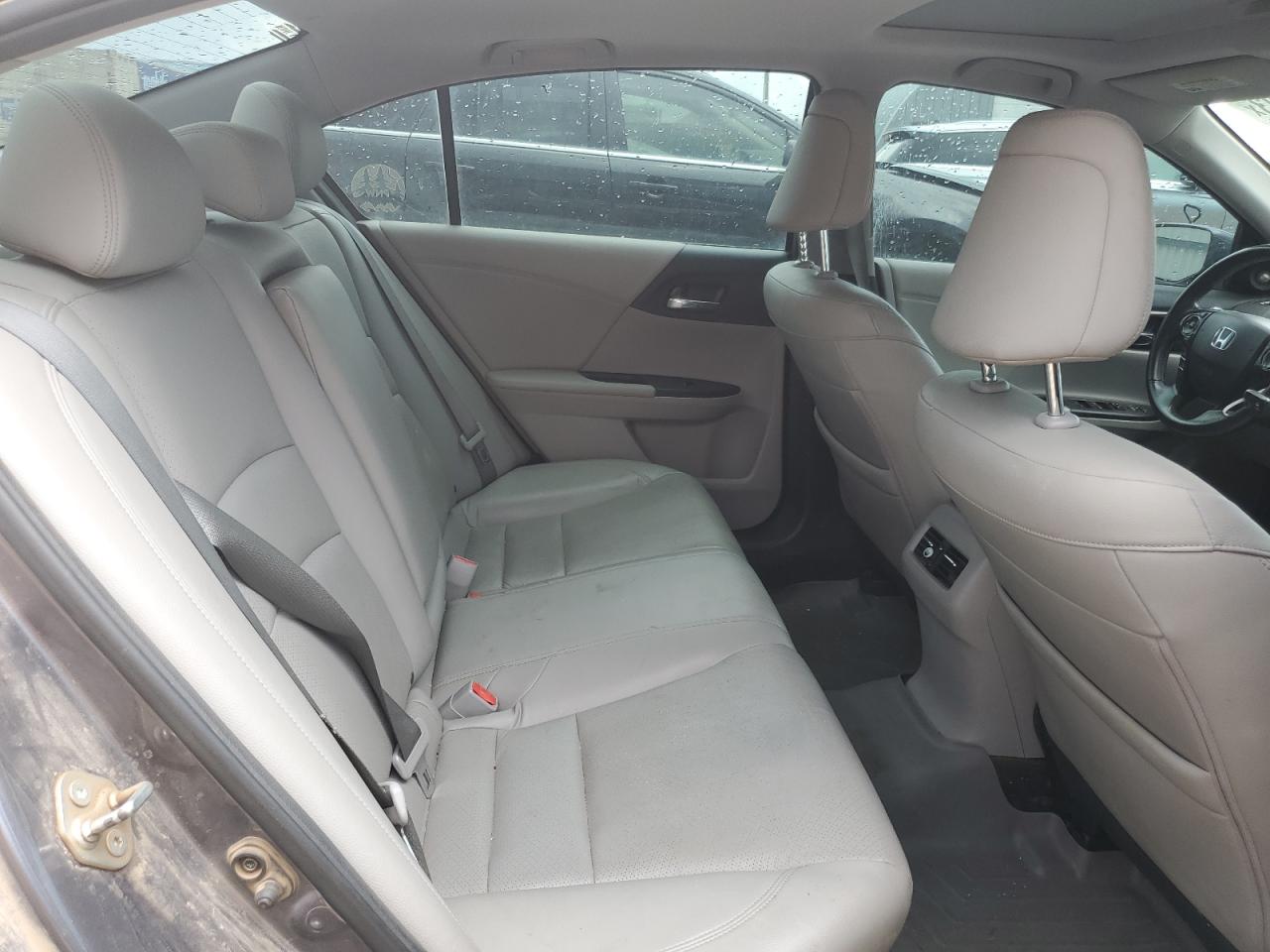 1HGCR2F89GA069206 HONDA ACCORD 2016