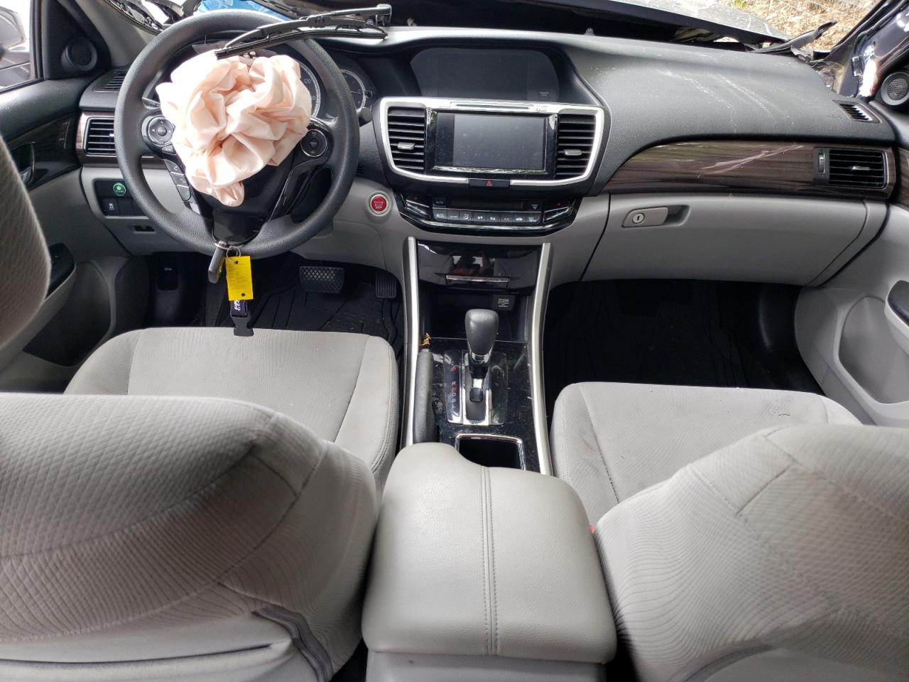 1HGCR2F77GA000943 HONDA ACCORD 2016