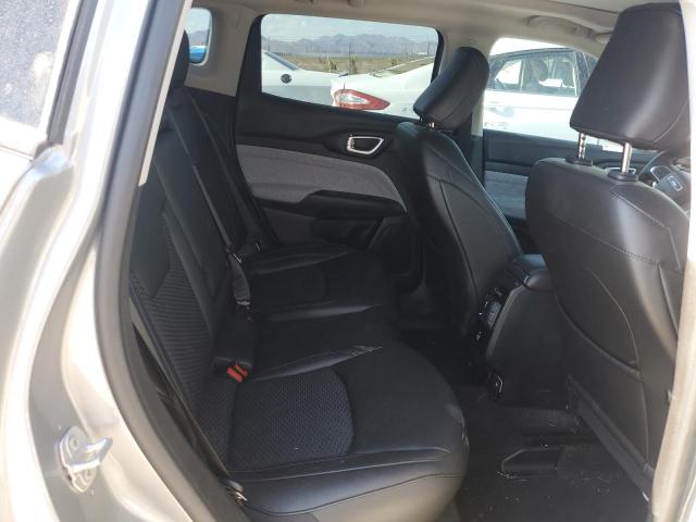 3C4NJDBBXNT180106 Jeep Compass Latitude