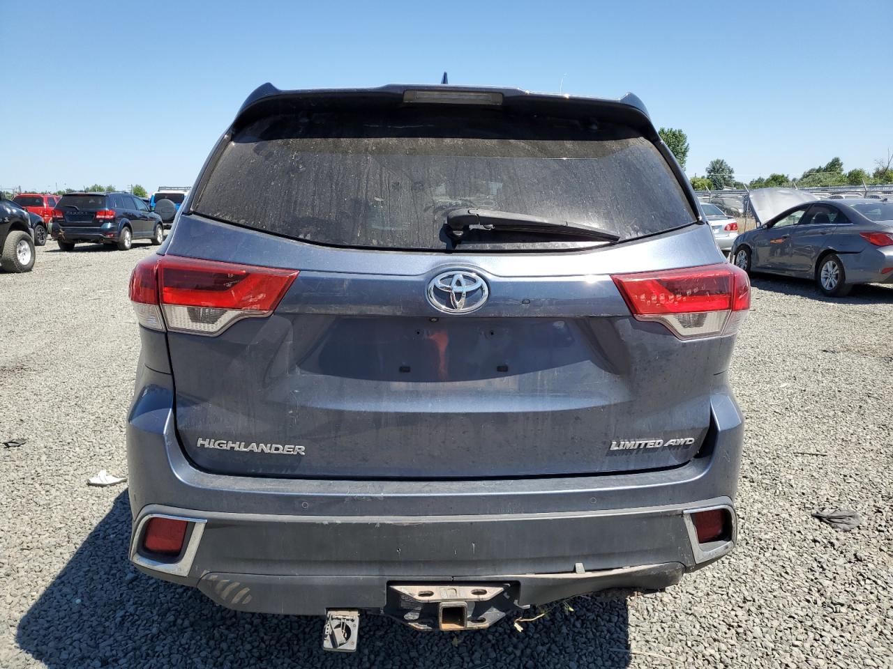 5TDDZRFH4JS887335 TOYOTA HIGHLANDER 2018