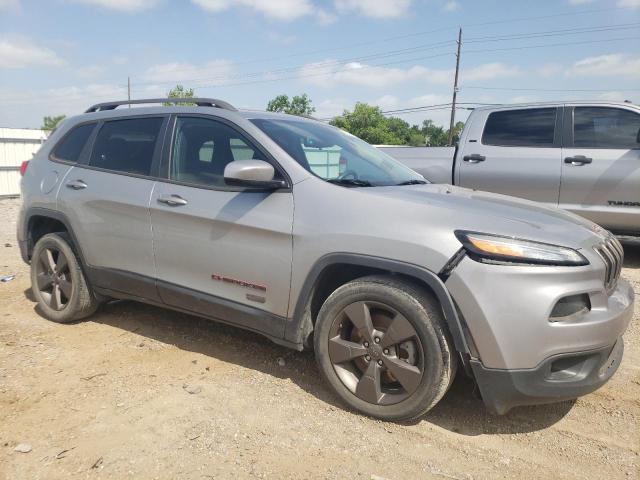 1C4PJLCB7HW554073 Jeep Cherokee Latitude