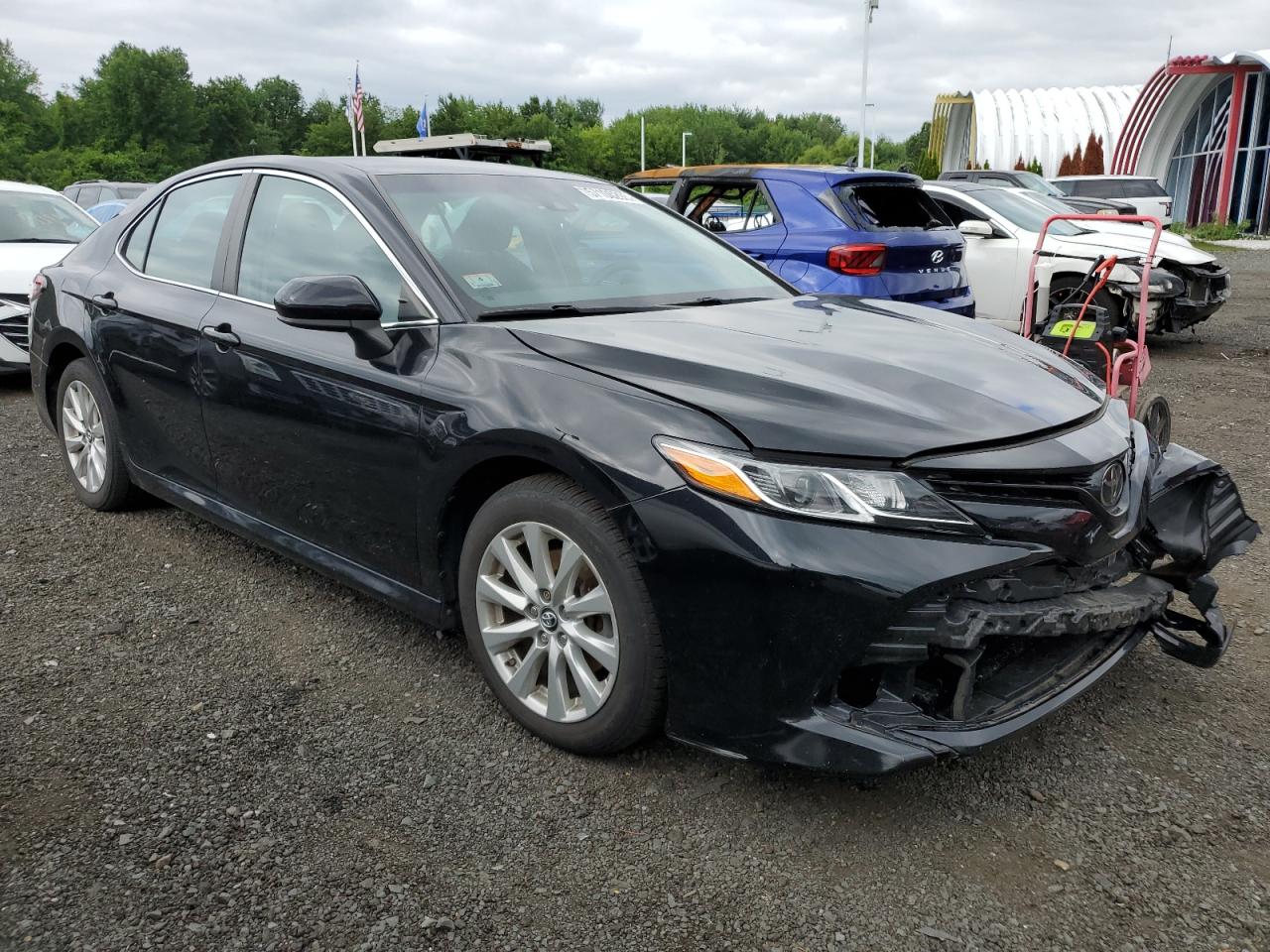 4T1B11HK5JU521447 TOYOTA CAMRY 2018