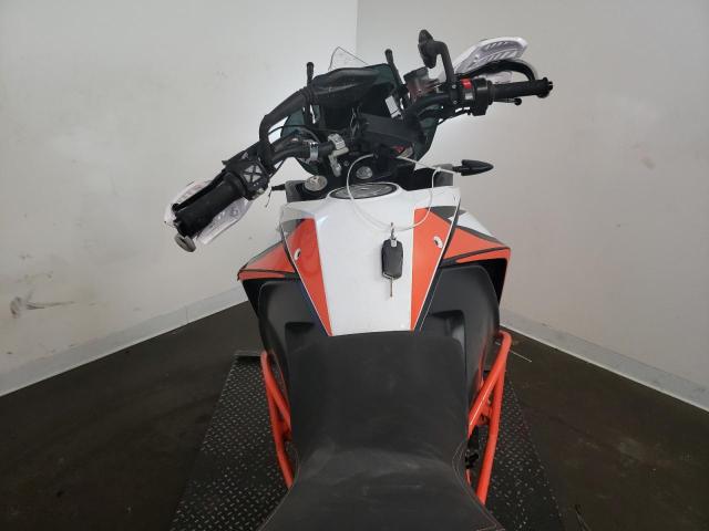 2019 KTM 1290 SUPER - VBKV59401KM905296