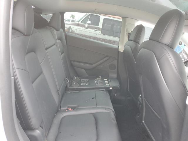 7SAYGAEE0NF313473 Tesla Model Y